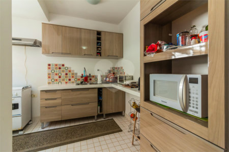 Casa à venda com 3 quartos, sendo 1 suíte,  em Jardim Paulistano, São Paulo, SP