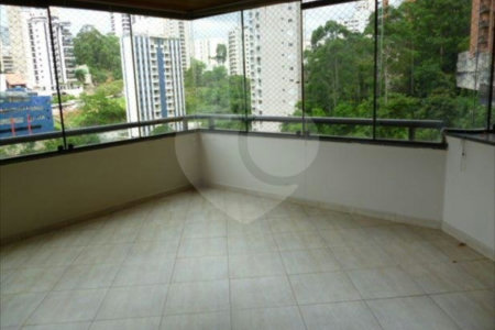 Apartamento à venda com 4 suítes em Jardim Ampliação, São Paulo, SP