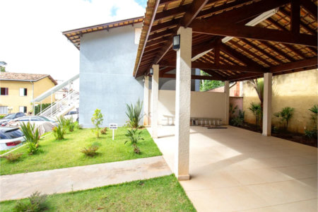Apartamento à venda com 2 quartos em Vila Nossa Senhora Aparecida, São Roque, SP