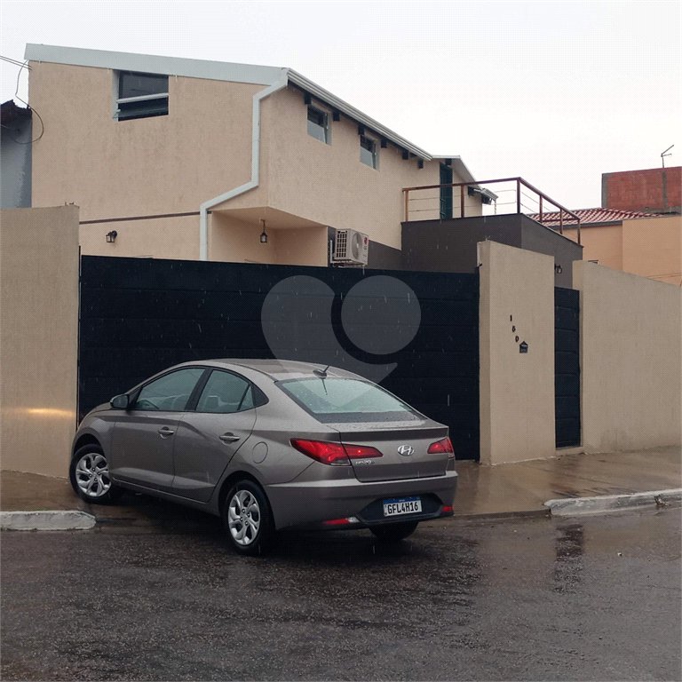 Casa à venda com 2 quartos, sendo 1 suíte,  em Capela, Vinhedo, SP
