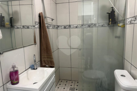 Sobrado à venda com 3 quartos, sendo 1 suíte,  no Centro, Itapetininga, SP