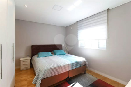 Casa à venda com 3 quartos, sendo 1 suíte, em Vila Maria Alta, São Paulo, SP