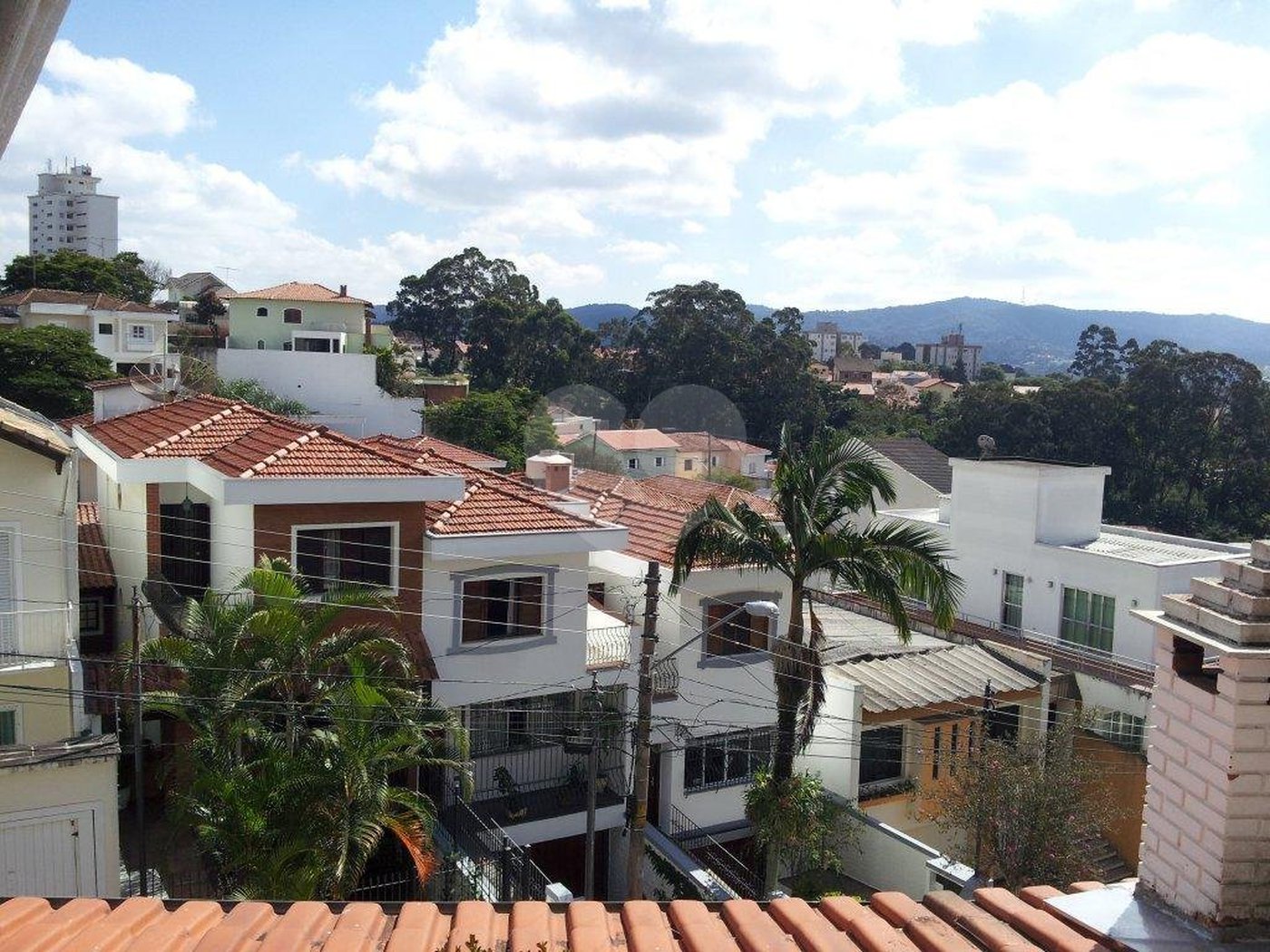 Casa à venda com 4 quartos, sendo 2 suítes, no condomínio Travessa Mário Antônio Correia,174, São Paulo - SP