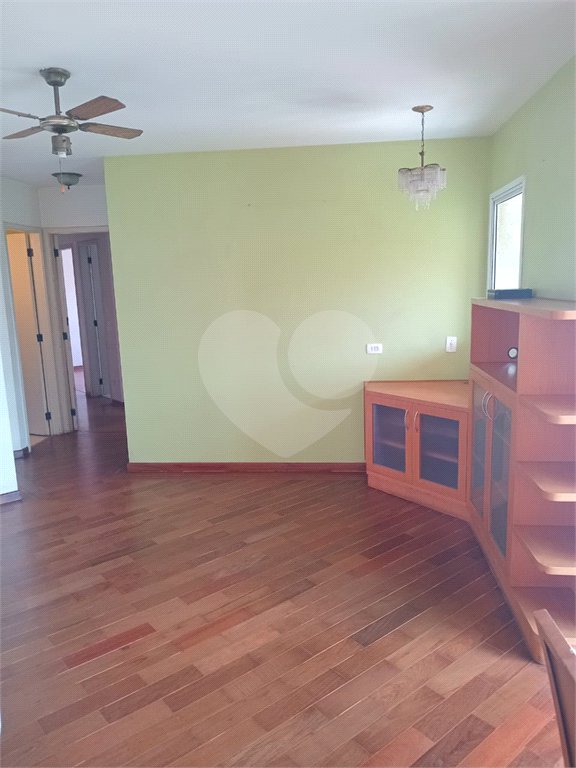 Apartamento à venda com 3 quartos, sendo 1 suíte,  em Vila Suzana, São Paulo, SP