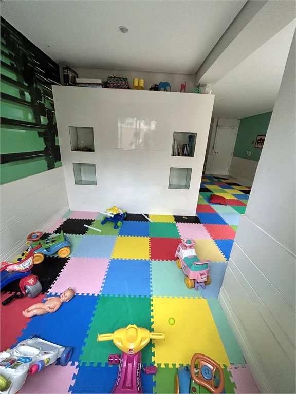 Apartamento à venda com 3 quartos, sendo 1 suíte,  em Vila Andrade, São Paulo, SP