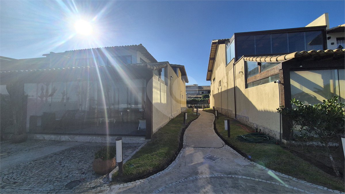Casa em condomínio à venda com 3 quartos, sendo 2 suítes, em Geribá, Armação dos Búzios, RJ