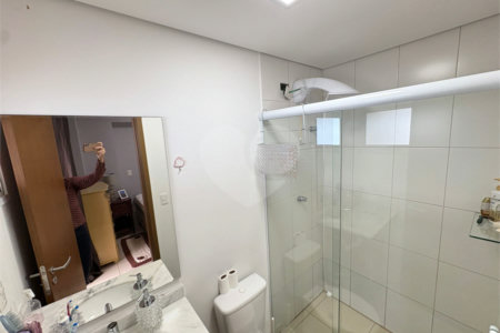 Apartamento à venda com 2 quartos, sendo 1 suíte,  em Boqueirão, Praia Grande, SP