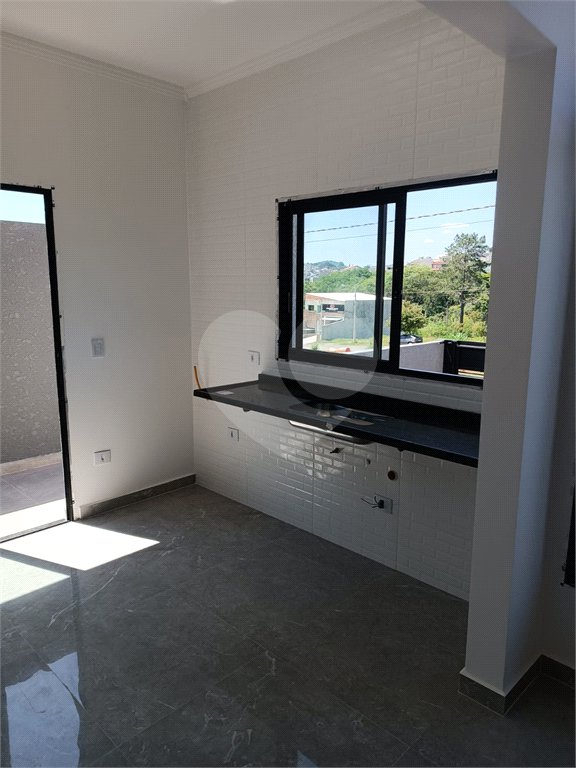 Casa à venda com 3 quartos, sendo 1 suíte, no condomínio Residencial Jardins da Catalunha, Atibaia - SP