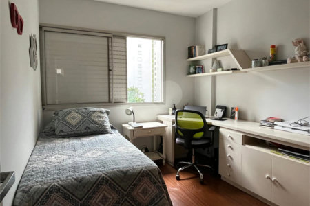 Apartamento à venda com 3 quartos, sendo 1 suíte, em Jardim Paulista, São Paulo, SP
