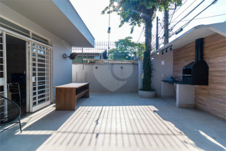 Casa Térrea à venda com 3 quartos, sendo 1 suíte, em Chácara Santo Antônio, São Paulo, SP