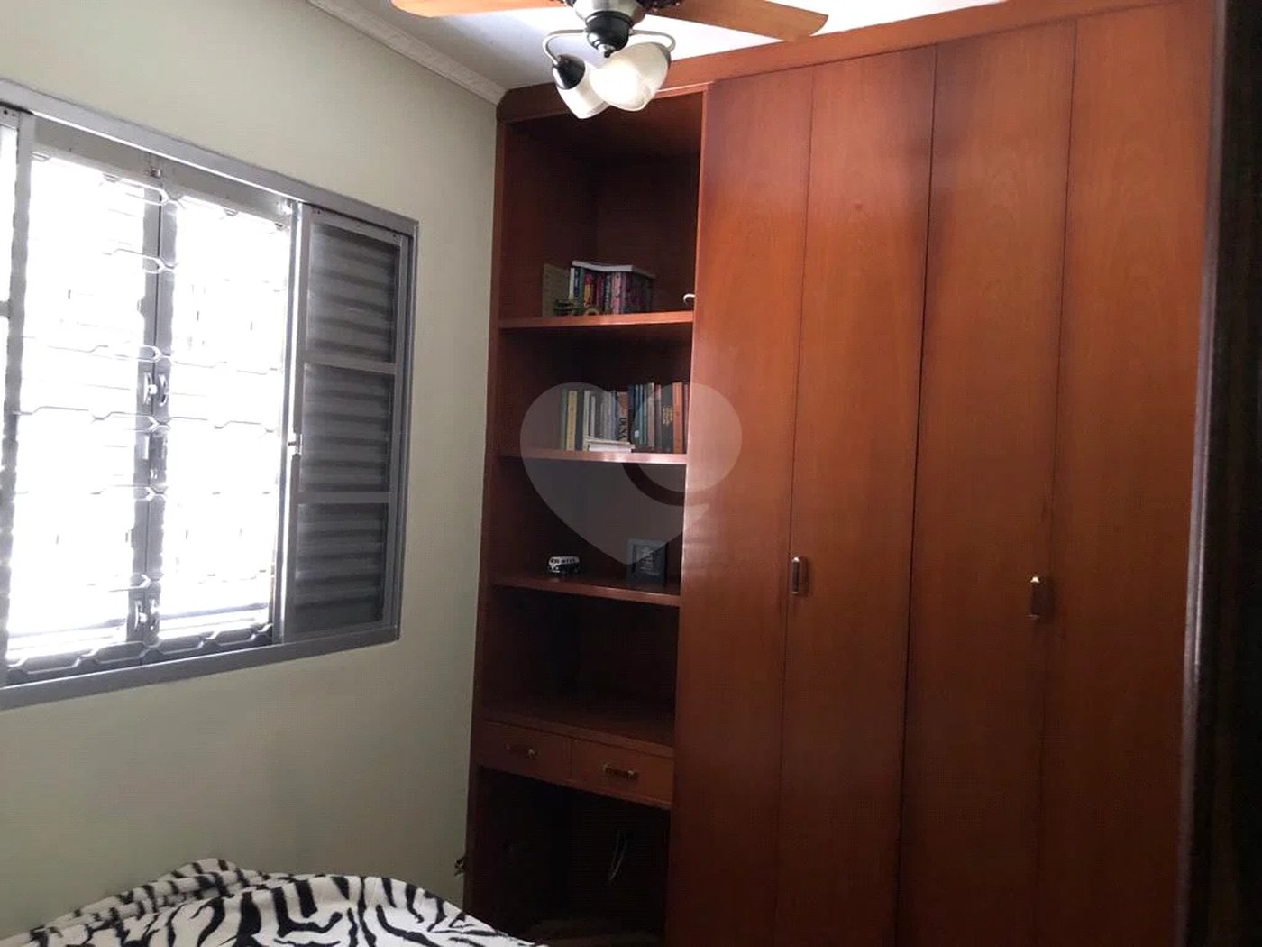 Casa à venda com 3 quartos, sendo 1 suíte,  em Vila Gustavo, São Paulo, SP