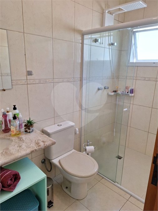 Sobrado à venda com 4 quartos, sendo 2 suítes, em Nova Petrópolis, São Bernardo do Campo, SP