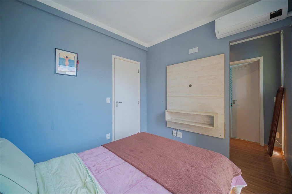 Casa à venda com 3 quartos, sendo 1 suíte,  no condomínio Queluz Vita - Casas, Cotia - SP