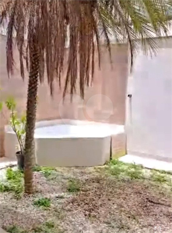 Casa à venda com 3 suítes no condomínio Residencial Terra Nobre, Indaiatuba - SP