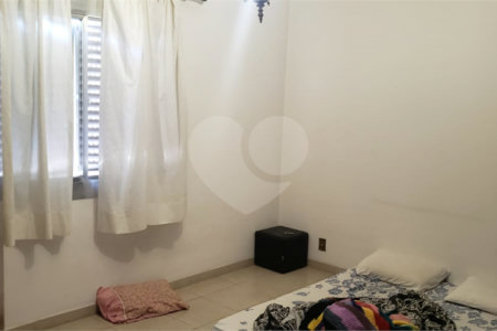 Casa à venda com 3 quartos, sendo 2 suítes,  em Parque Jabaquara, São Paulo, SP