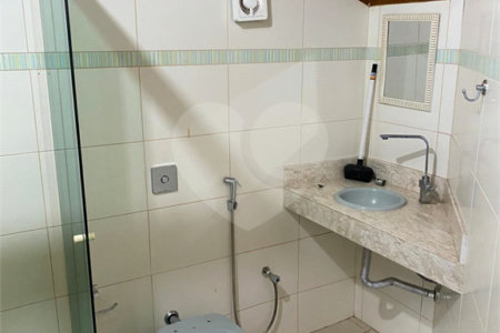 Casa à venda com 4 quartos, sendo 2 suítes, em Ubatiba, Maricá, RJ