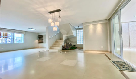 Sobrado à venda com 4 quartos, sendo 3 suítes,  em Vila Ester (zona Norte), São Paulo, SP