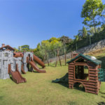 Casa à venda com 5 suítes no condomínio Vale da Santa Fé, Vinhedo - SP