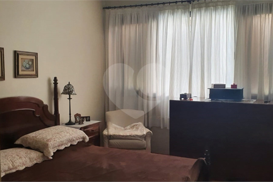 Apartamento à venda com 4 quartos, sendo 3 suítes,  em Perdizes, São Paulo, SP