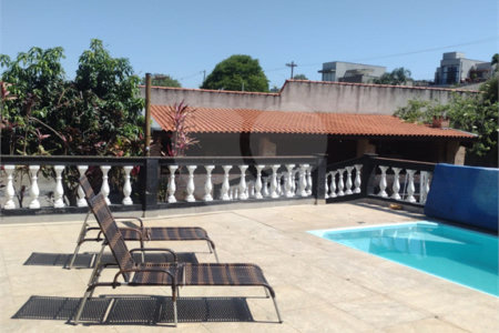 Casa à venda com 3 quartos, sendo 1 suíte, no condomínio Acmti - Colinas do Mosteiro, Terras de Itaici e Recanto dos Pássaros, Indaiatuba - SP
