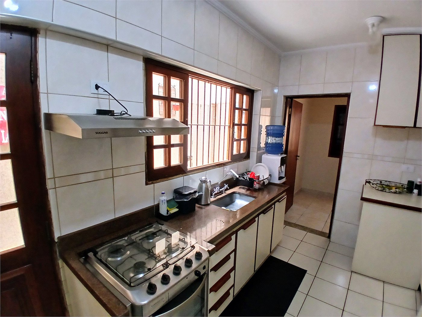 Sobrado à venda com 3 quartos, sendo 1 suíte,  em Tremembé, São Paulo, SP