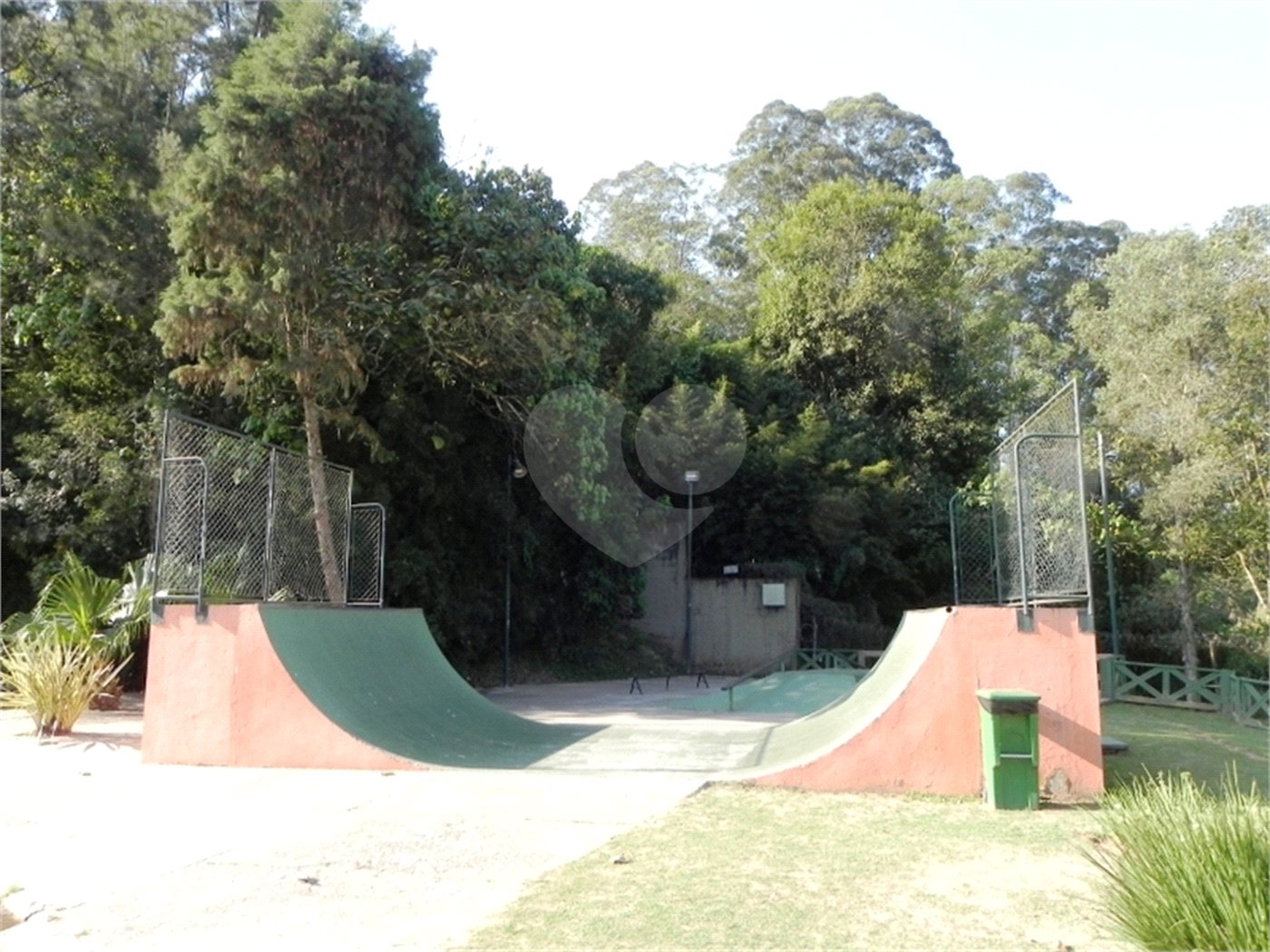 Casa á venda – Granja Viana