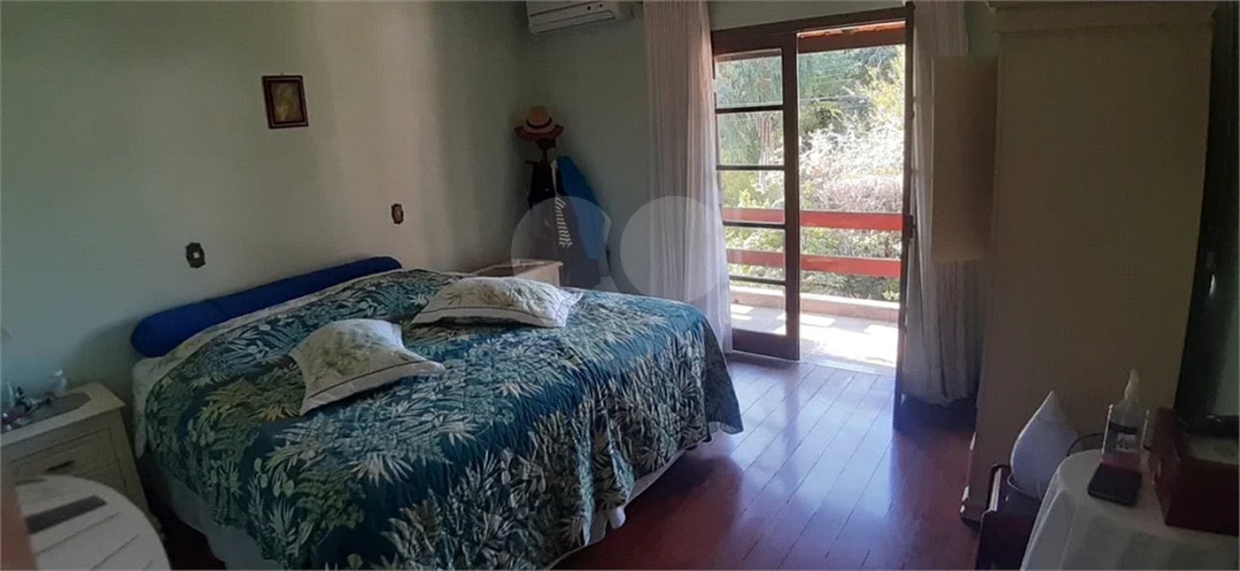 Imóvel localizado no jardim França/barro branco com 3 dorms, senddo 5 vagas