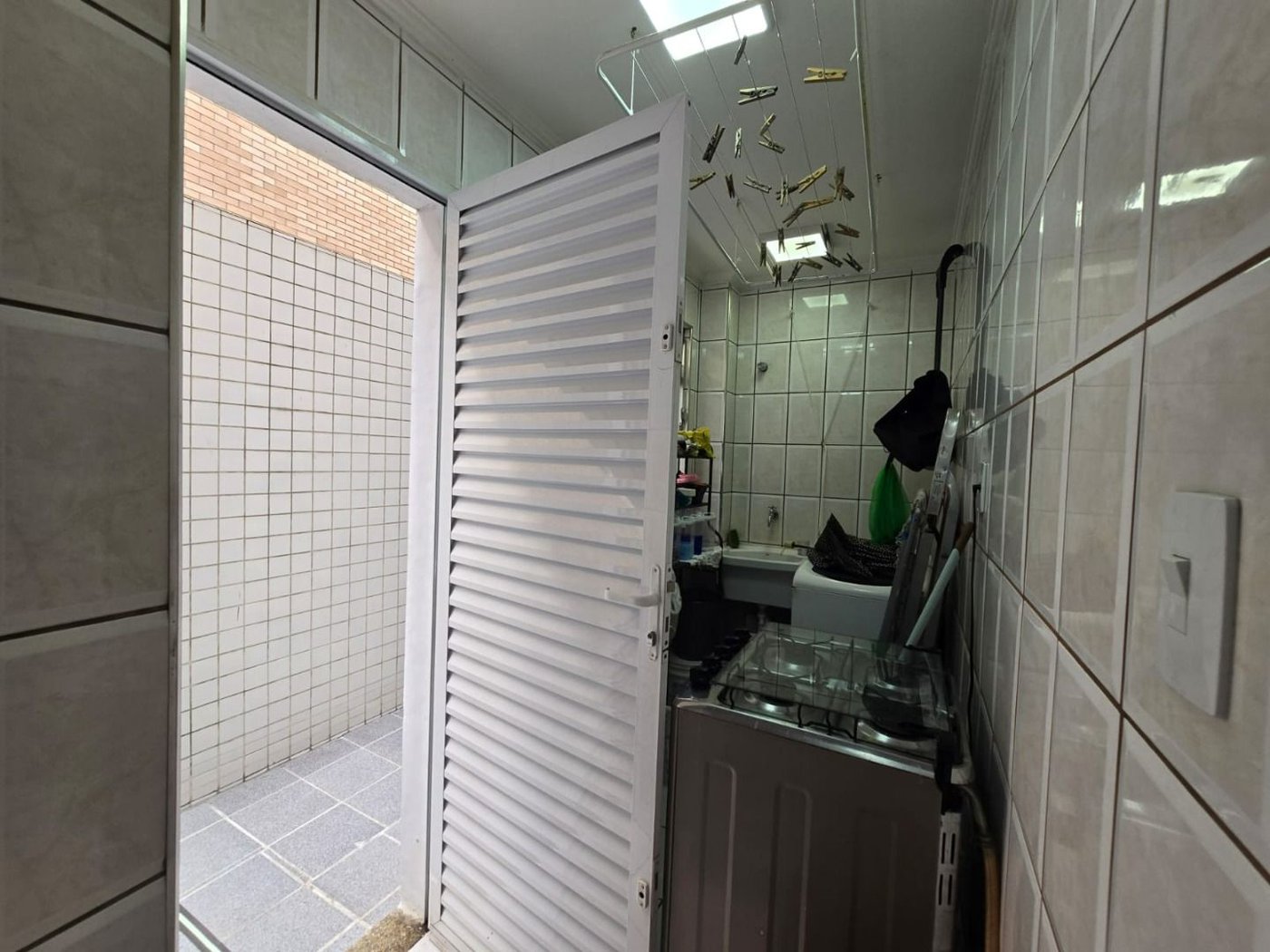Apartamento com 2 dormitórios à venda, 59 m² por R$ 420.000,00 - Gonzaga - Santos/SP