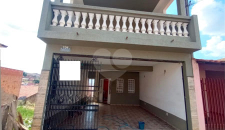 Casa à venda com 3 quartos, sendo 1 suíte, em Central Parque 4-l, Itapetininga, SP