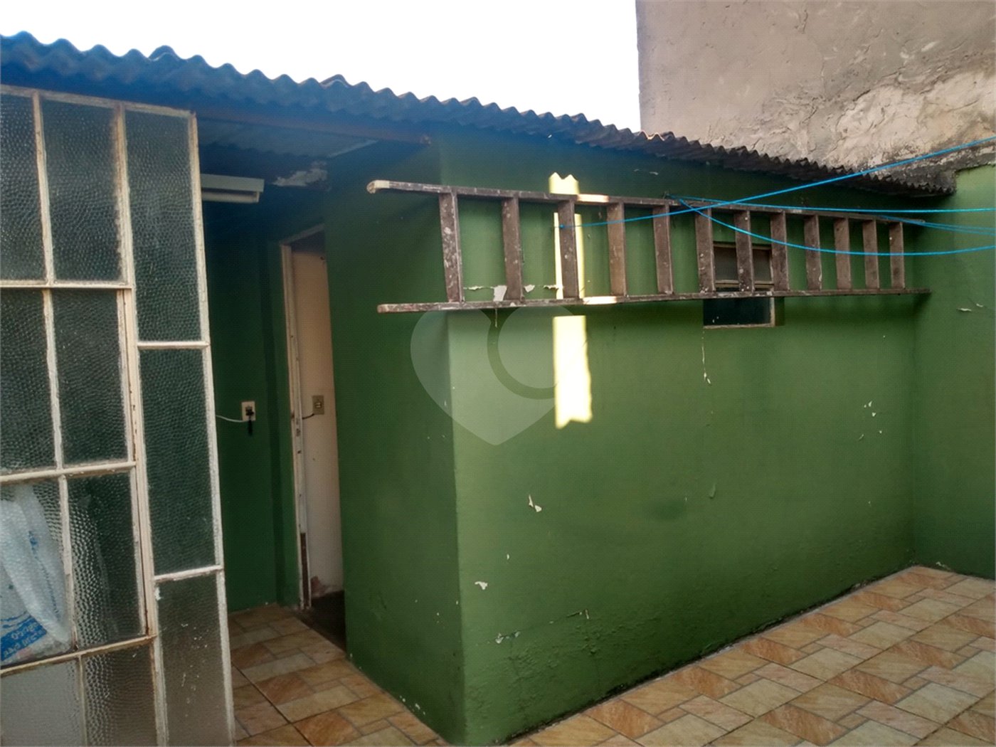 Casa à venda com 2 quartos em Vila Aurora, Itapetininga, SP