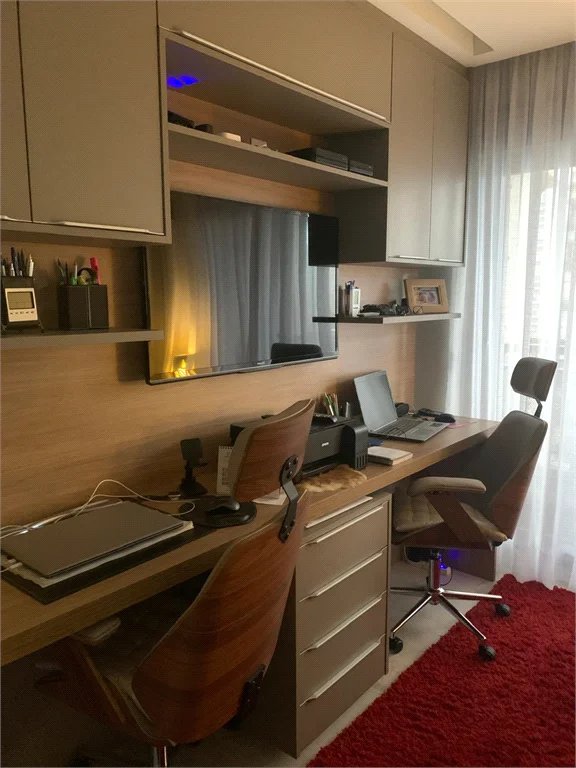 Apartamento para alugar com 3 quartos, sendo 2 suítes, em Jardim das Acácias, São Paulo, SP