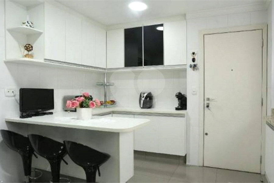 Apartamento à venda com 3 quartos, sendo 2 suítes, em Santana, São Paulo, SP