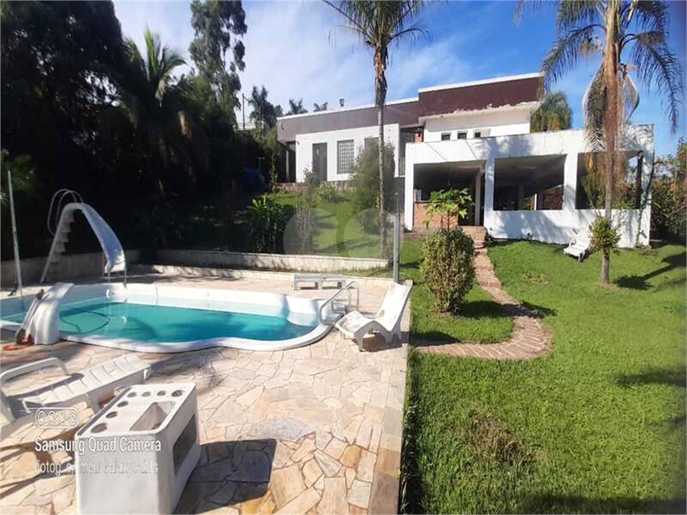 Casa à venda com 4 suítes no condomínio Residencial Vale das Laranjeiras, Indaiatuba - SP