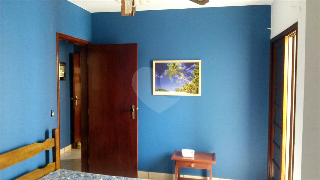 Apartamento à venda com 3 quartos, sendo 1 suíte, em Jardim Enseada, Guarujá, SP