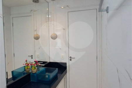 Apartamento à venda com 3 quartos, sendo 1 suíte,  no Centro, São Bernardo do Campo, SP