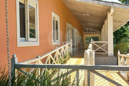 Terreno à Venda no Condomínio Santa Isabel 1