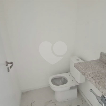 Apartamento à venda com 3 suítes em Moema, São Paulo, SP
