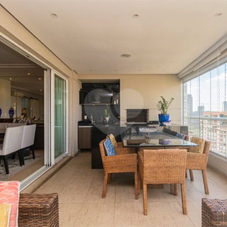 Apartamento à venda com 2 suítes em Chácara Santo Antônio, São Paulo, SP