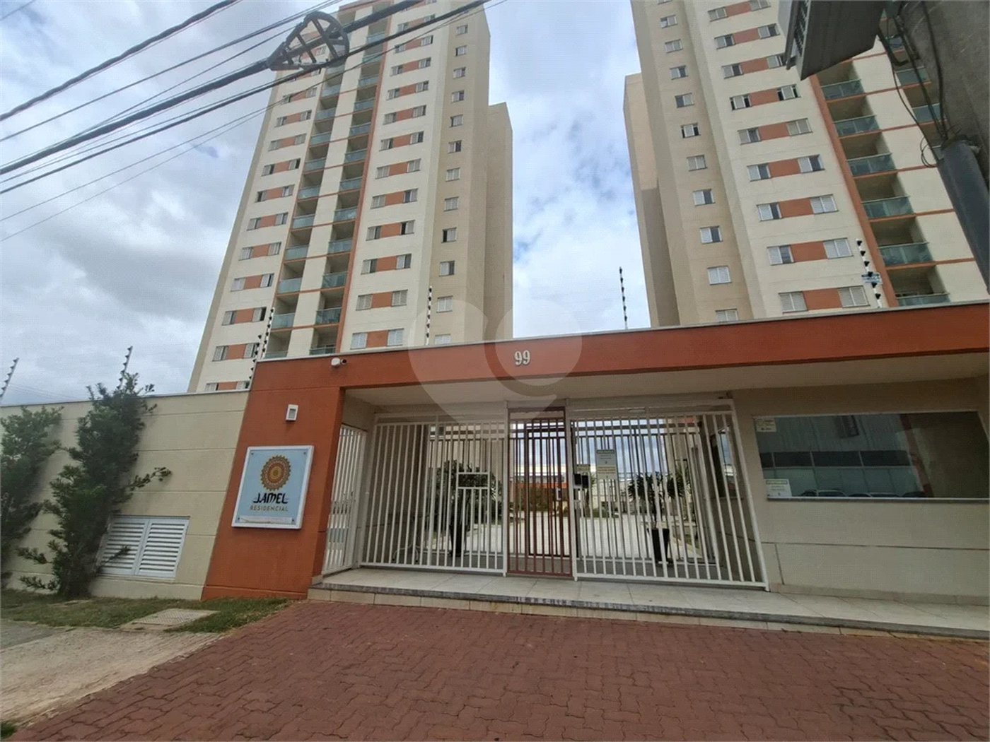 Apartamento à venda ou para alugar com 3 quartos, sendo 1 suíte, em Vila Macia, Itapetininga, SP