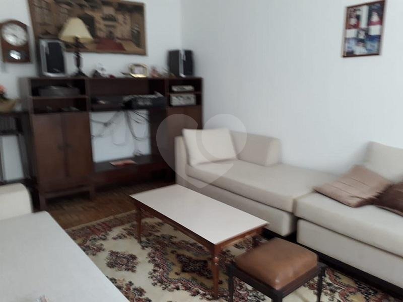 Casa à venda com 3 quartos em Vila Romana, São Paulo, SP