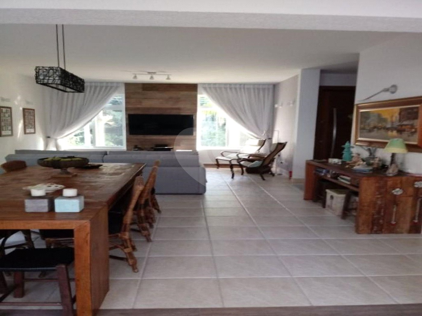 Casa à venda com 3 quartos, sendo 1 suíte, no condomínio Bosque de Grevilea, Vinhedo - SP