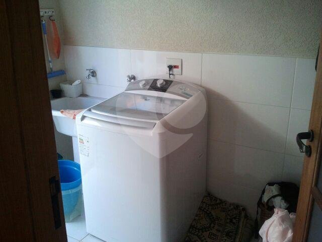 Casa à venda com 4 suítes em Guaxinduva, Atibaia, SP