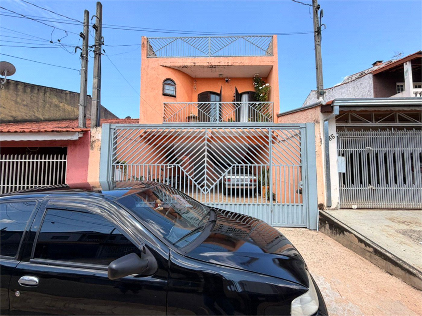 Sobrado à venda com 3 quartos, sendo 1 suíte, em Jardim Califórnia, Sorocaba, SP