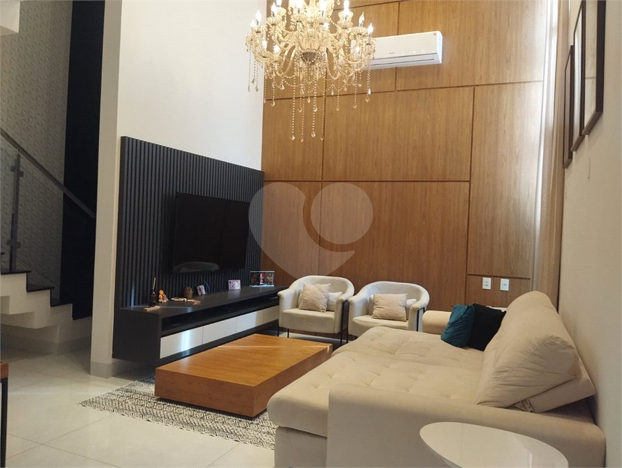 Casa à venda com 3 suítes em Jardim Salto Grande, Araraquara, SP