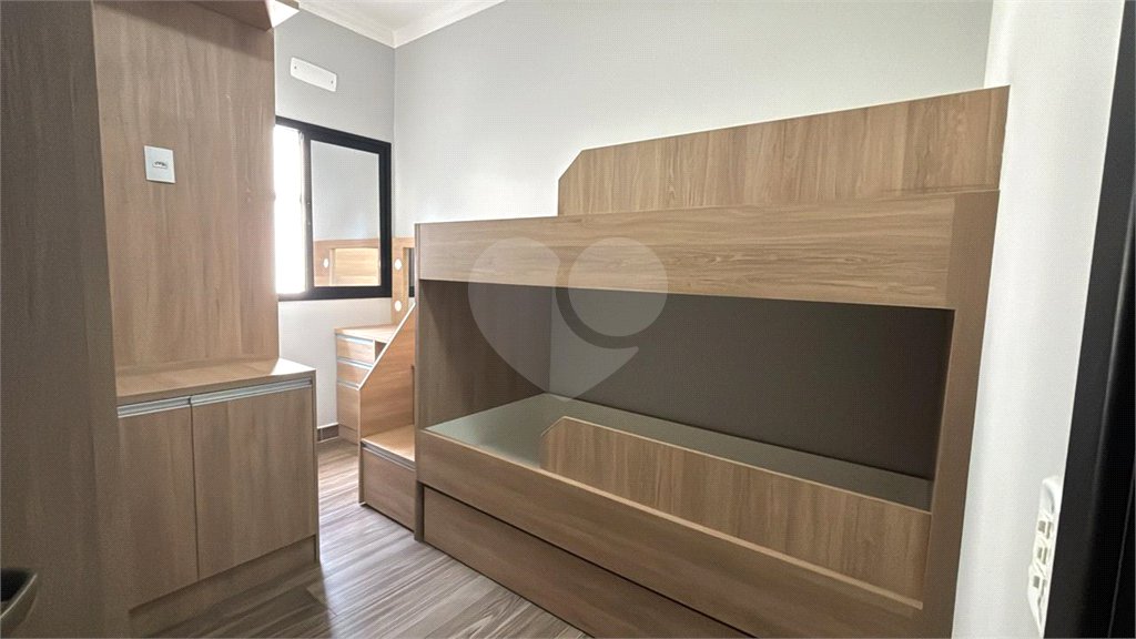 Casa à venda com 3 quartos, sendo 1 suíte, no condomínio Vila Paraty, Indaiatuba - SP