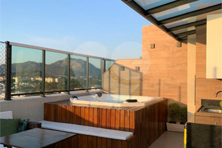 Apartamento à venda com 4 quartos, sendo 1 suíte, em Campo Grande, Rio de Janeiro, RJ