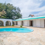 Casa Térrea à venda com 5 quartos, sendo 2 suítes, em Jardim Marajoara, São Paulo, SP