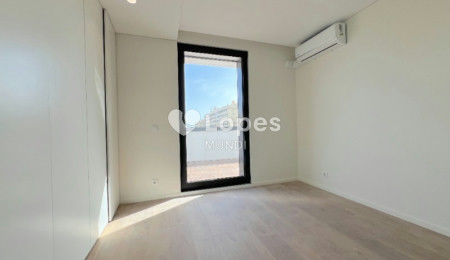 APARTAMENTO RESIDENCIAL em Porto - PT, Matosinhos