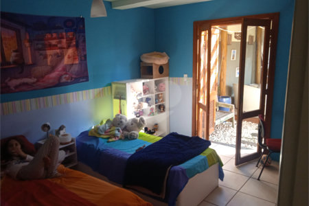 Casa à venda com 8 quartos, sendo 3 suítes, em Jardim Terceiro Centenário, Atibaia, SP