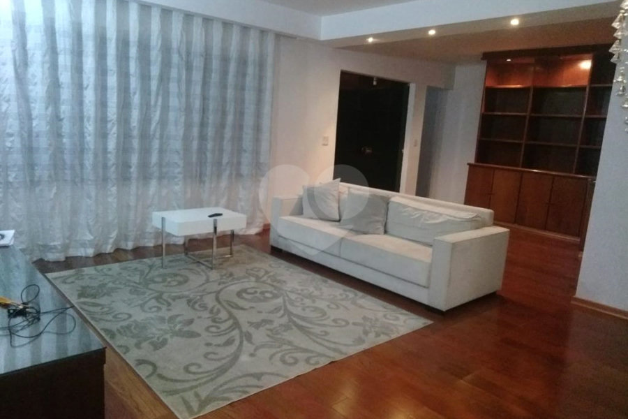 Sobrado à venda com 3 suítes em Tremembé, São Paulo, SP